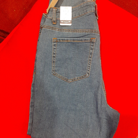 Raw Jeans - Picture 2 of 4